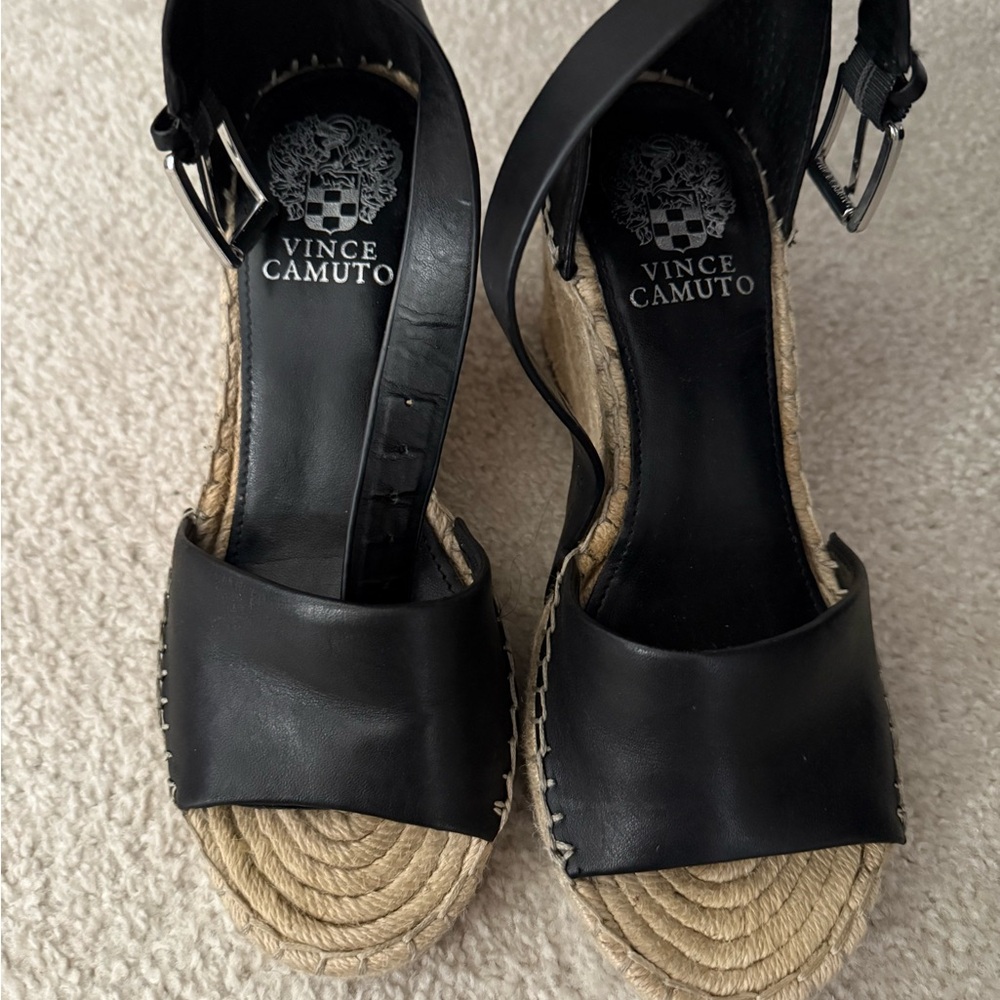 Vince Camuto Black and Tan Espadrille Sandals